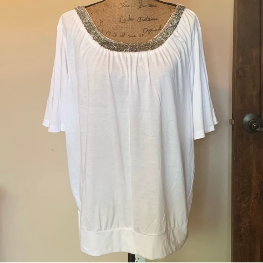 Pretty plus top-New without tag!